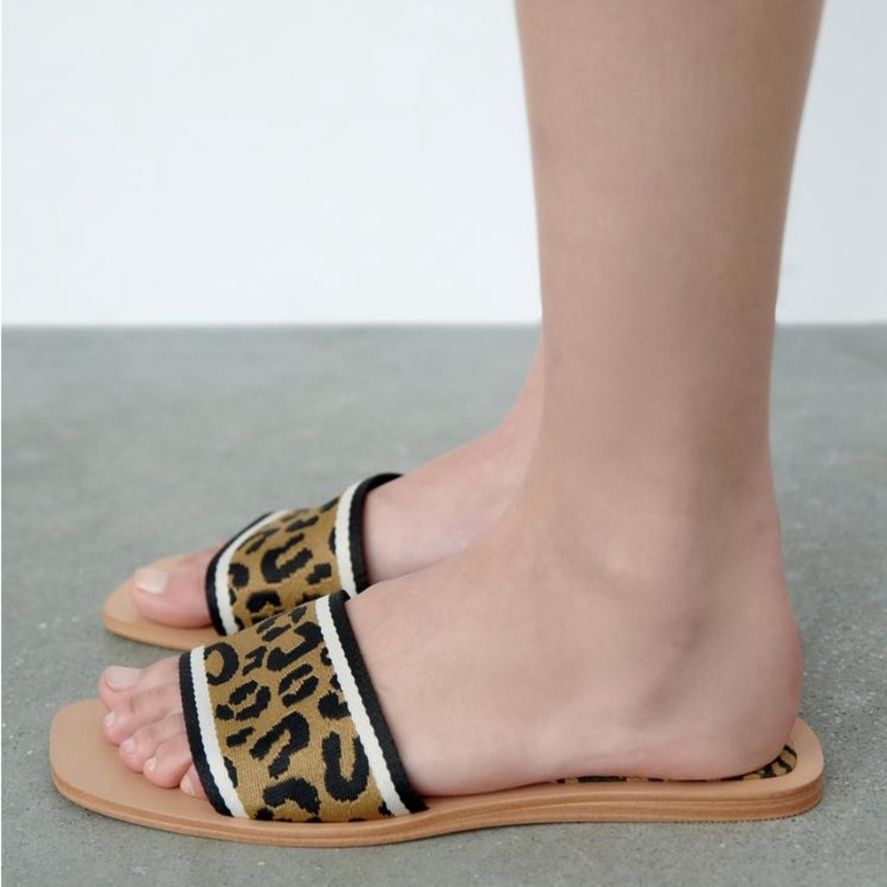 NWT! Zara Flat Animal Print Flat Slide Sandals 36
